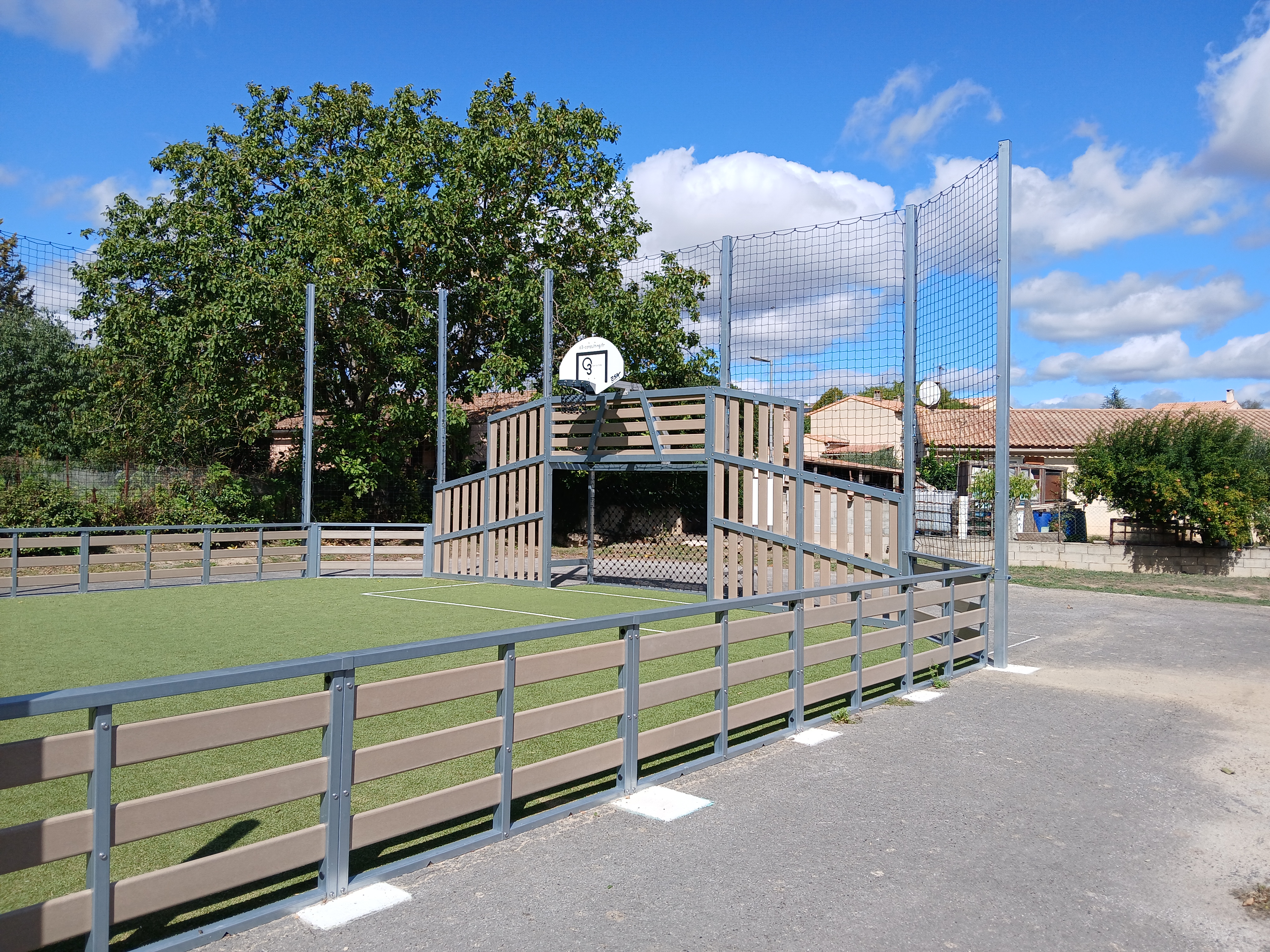 Vue partielle du citystade